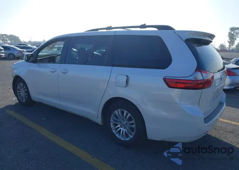 2015 Toyota Sienna Xle 8 Passenger из США, поврежденный, VIN 5TDYK3DC3FS677519